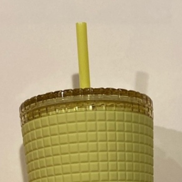 NWT Starbucks 24oz Screw Lid Straw Cold Cup YellowGreen Studded Grid Tumbler - Picture 6 of 10